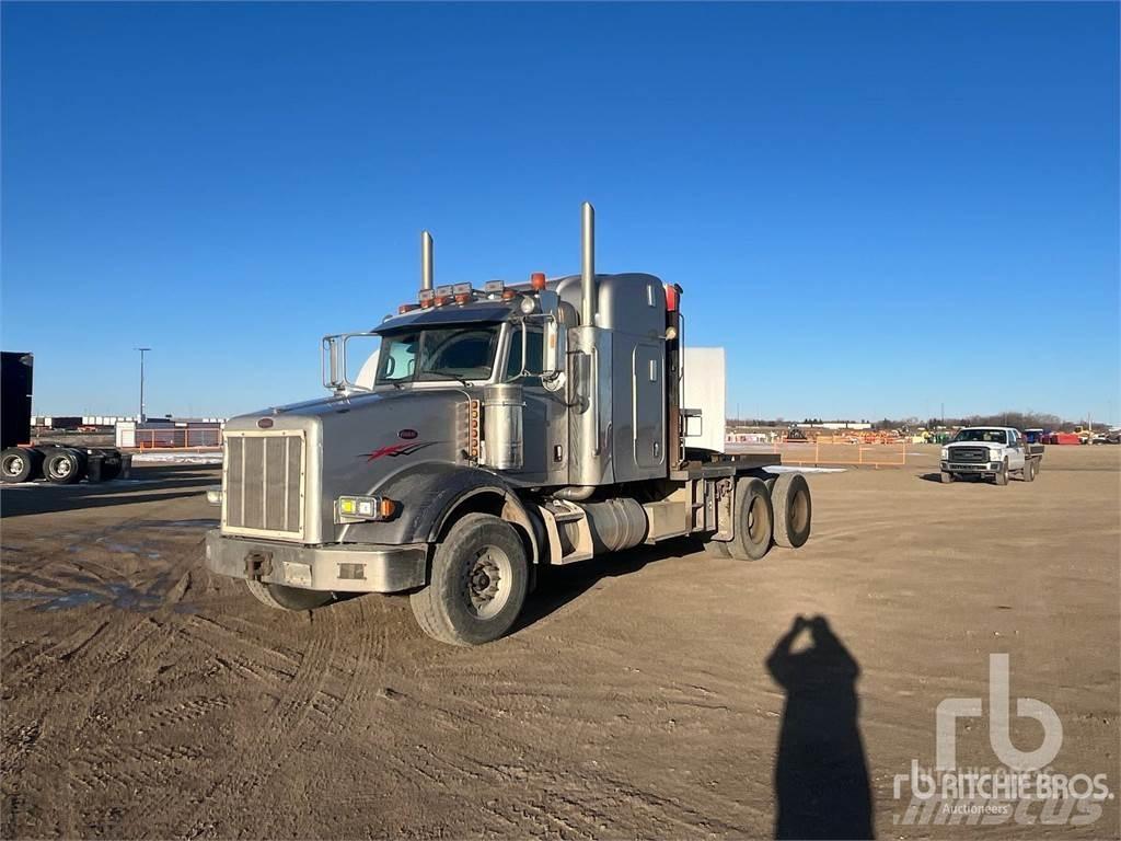 Peterbilt 378 Pritschenwagen mit Seilwinde