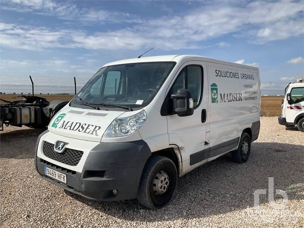 Peugeot BOXER Lieferwagen