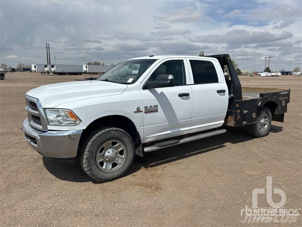 RAM 2500 Pritschenwagen/Pritschenwagen mit Seitenklappe