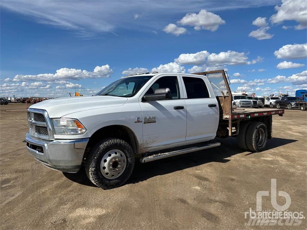 RAM 3500HD Pritschenwagen/Pritschenwagen mit Seitenklappe