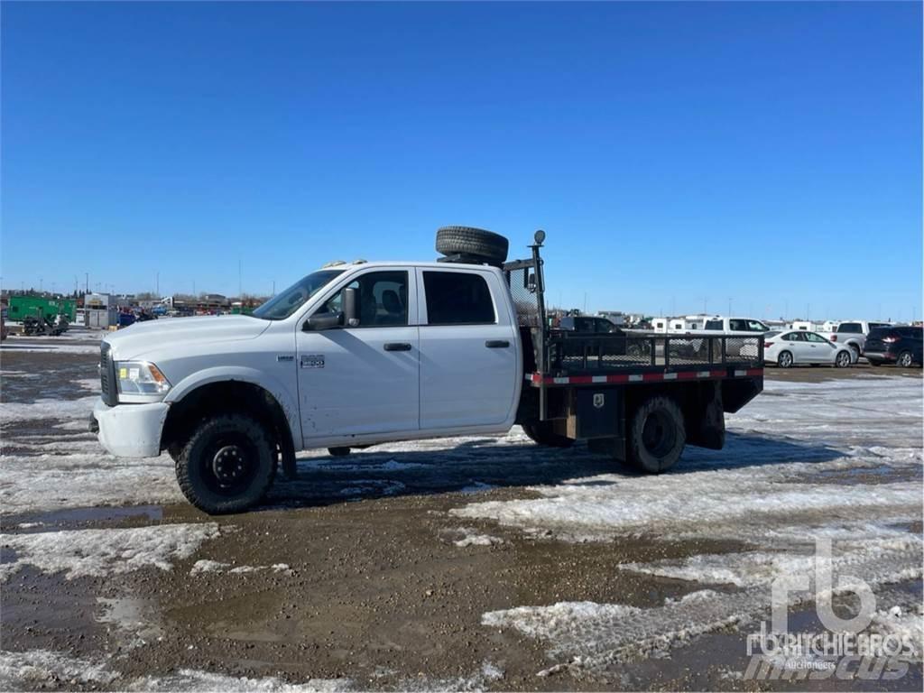 RAM 3500HD Pritschenwagen/Pritschenwagen mit Seitenklappe