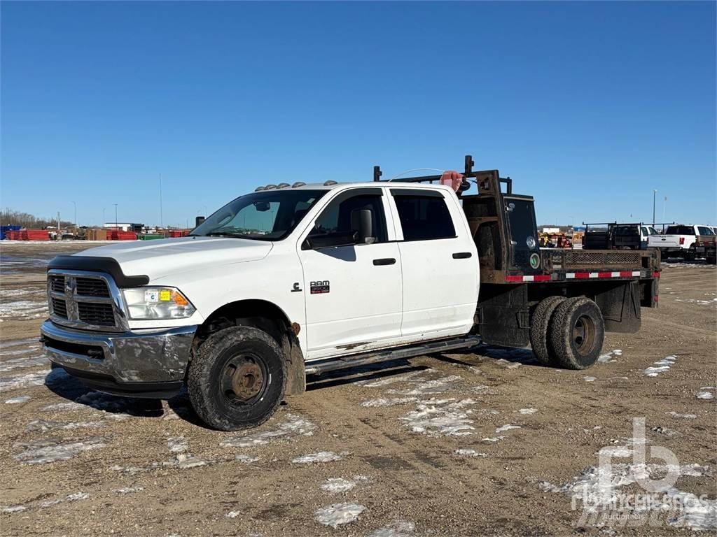 RAM 3500HD Pritschenwagen/Pritschenwagen mit Seitenklappe