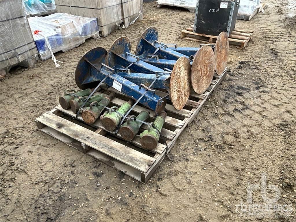  Stands Motoren und Getriebe