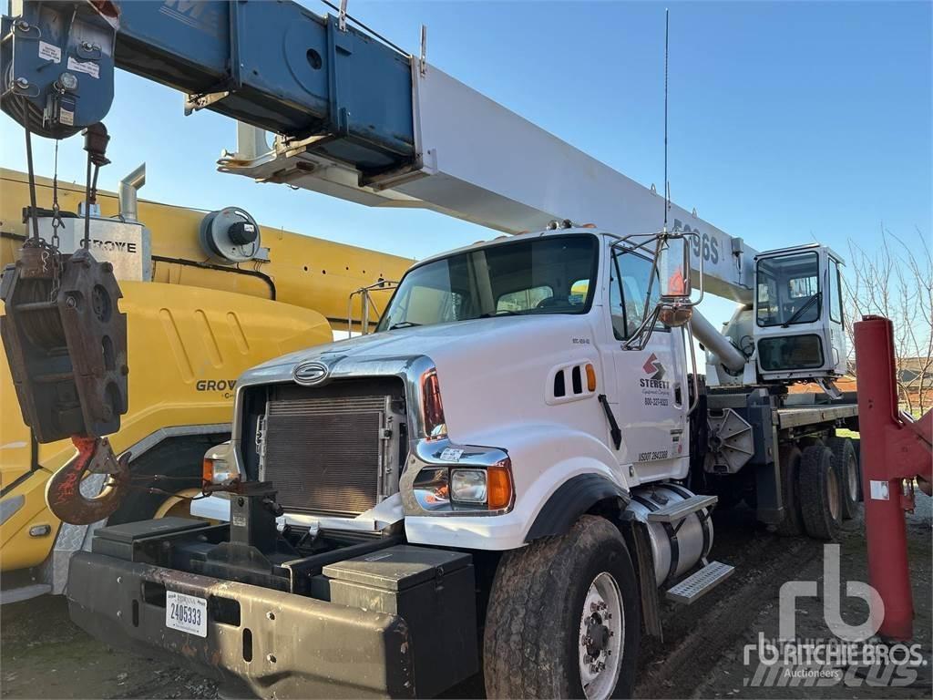 Sterling L9500 Kranwagen