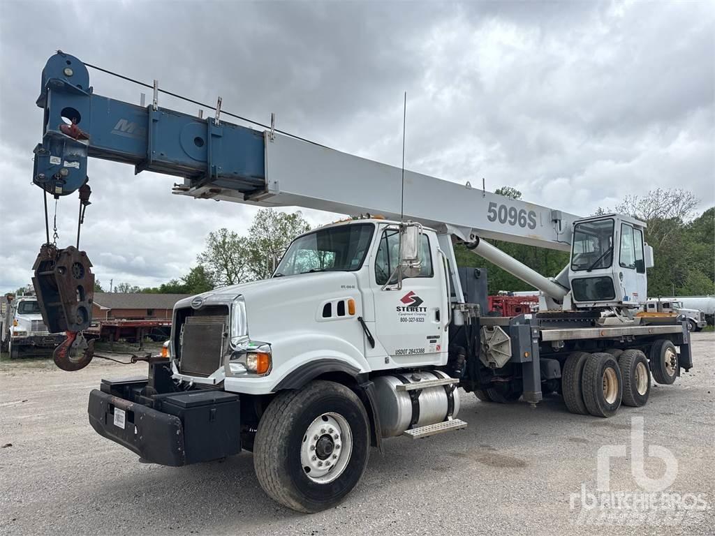 Sterling L9500 Kranwagen