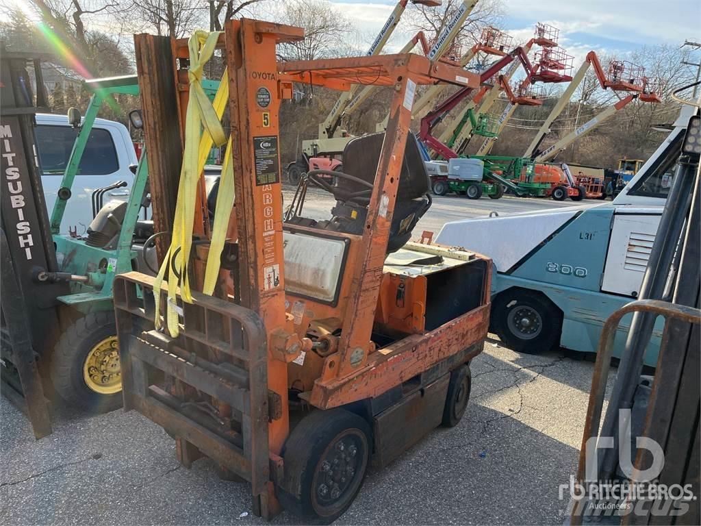Toyota 2FBCA25 Elektro Stapler