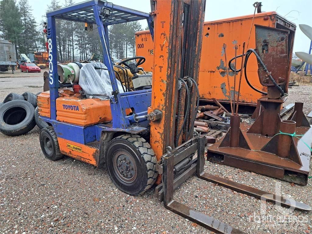 Toyota 42-4FG25 Diesel Stapler
