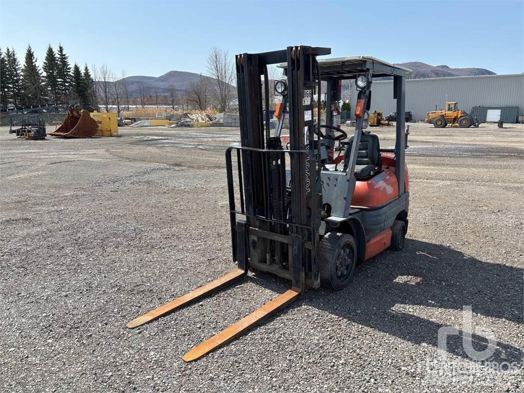 Toyota 6FJCU25 Diesel Stapler