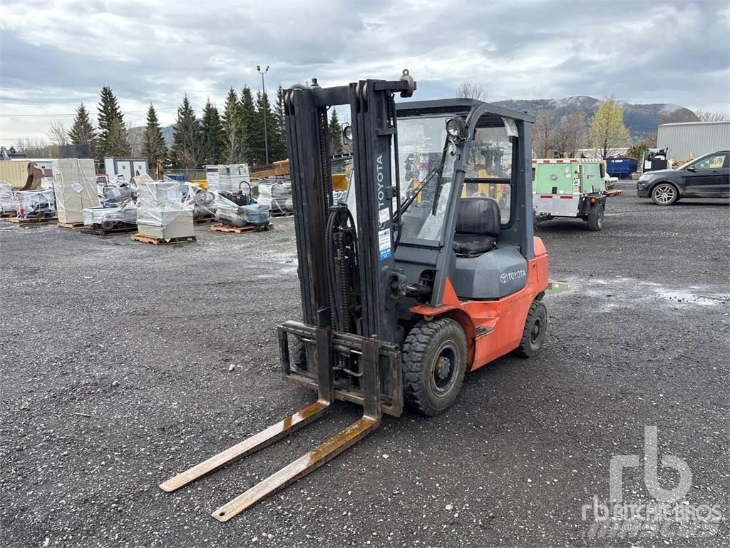 Toyota 7FGU25 Diesel Stapler
