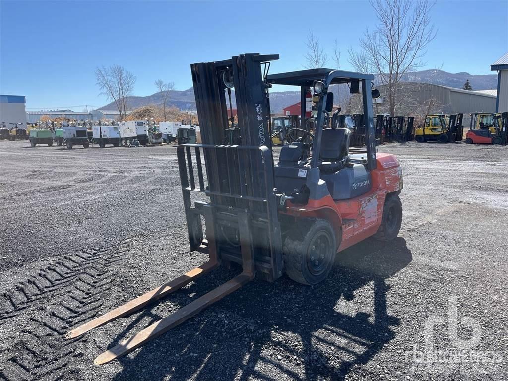 Toyota 7FGU35 Diesel Stapler