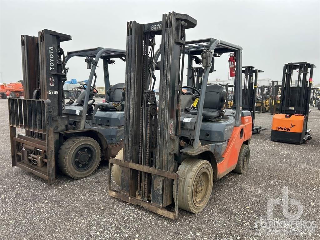 Toyota 8FDU32 Diesel Stapler