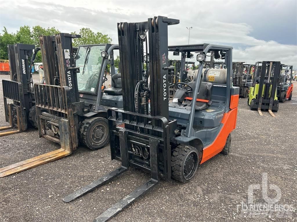 Toyota 8FGC35U Diesel Stapler