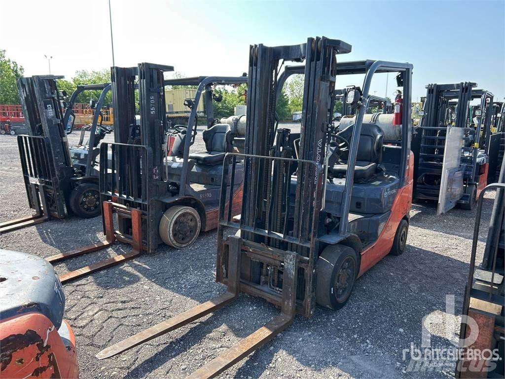 Toyota 8FGCU25 Diesel Stapler