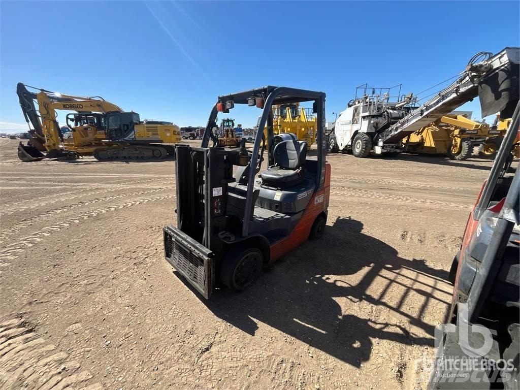 Toyota 8FGCU25 Diesel Stapler
