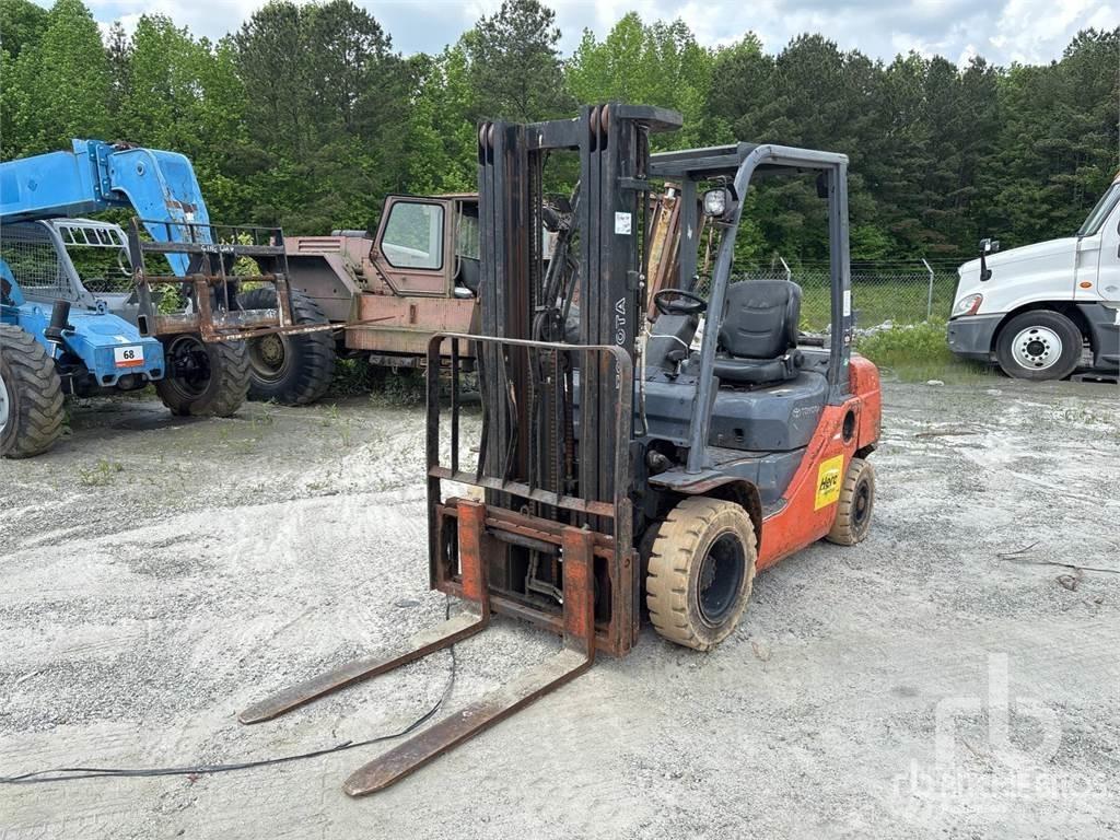 Toyota 8FGU25 Diesel Stapler