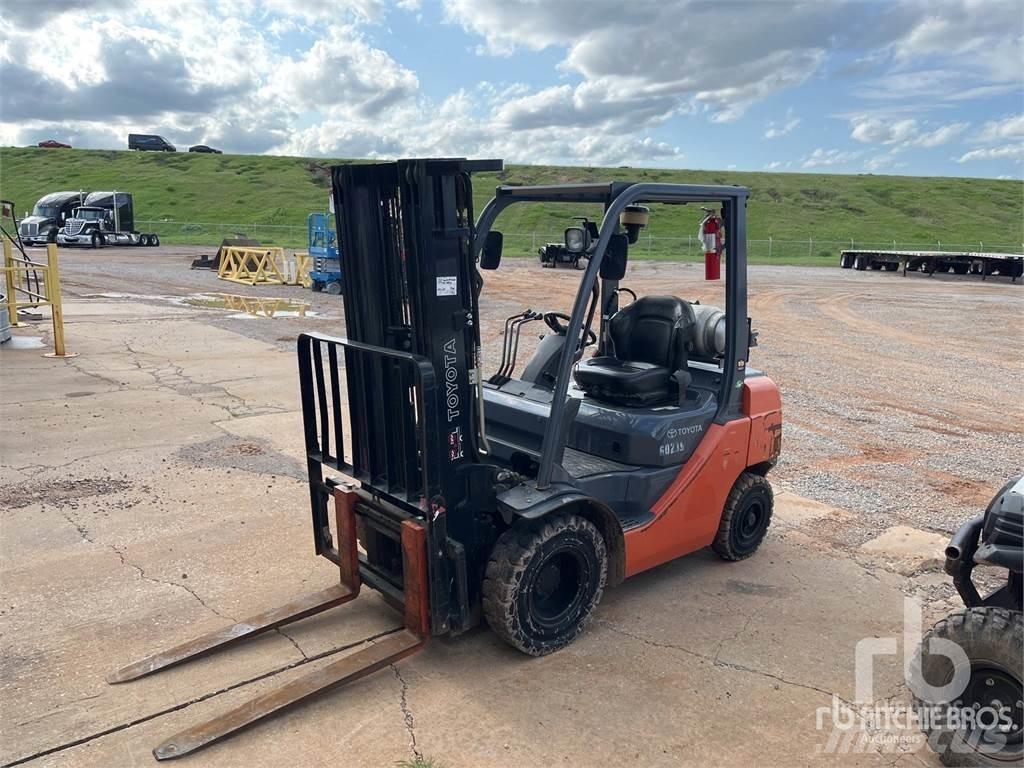 Toyota 8FGU25 Diesel Stapler