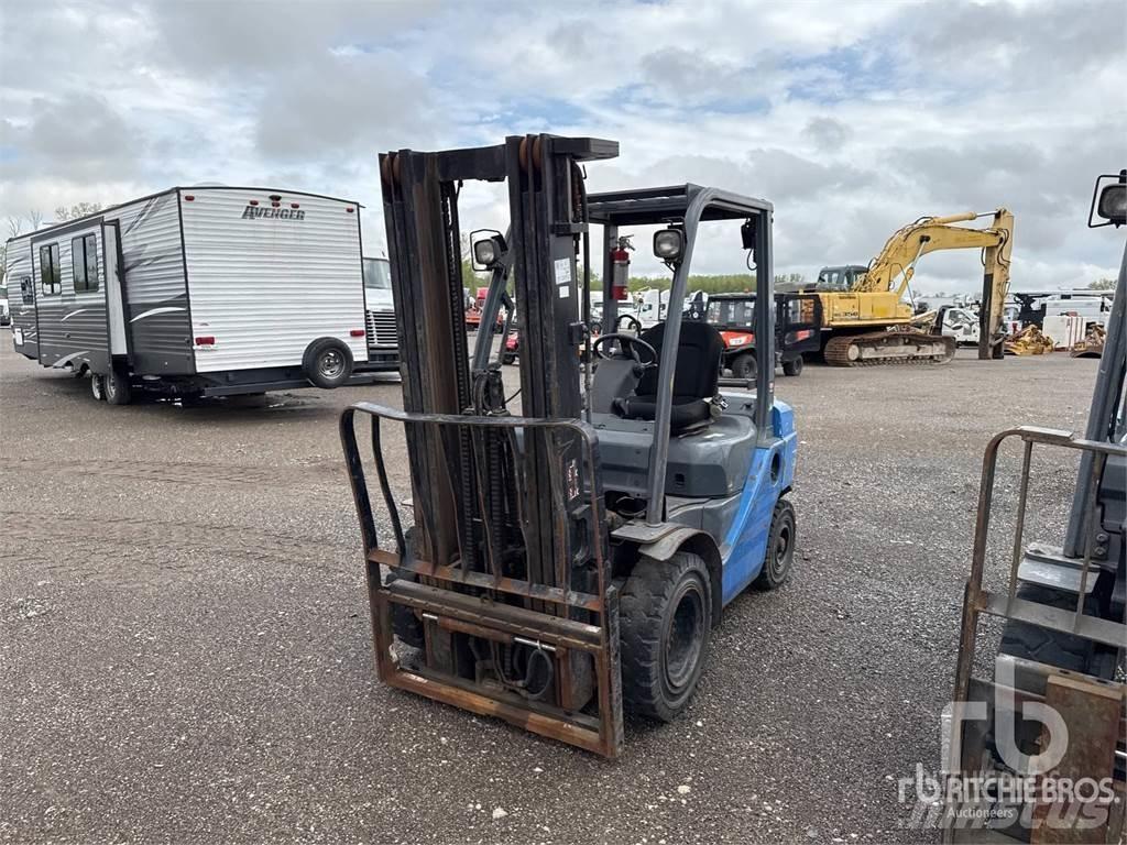 Toyota 8FGU25 Diesel Stapler