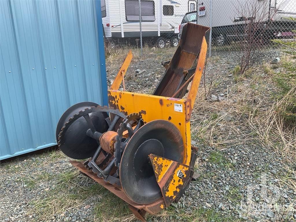 Trackless XX-51 Schneefräse
