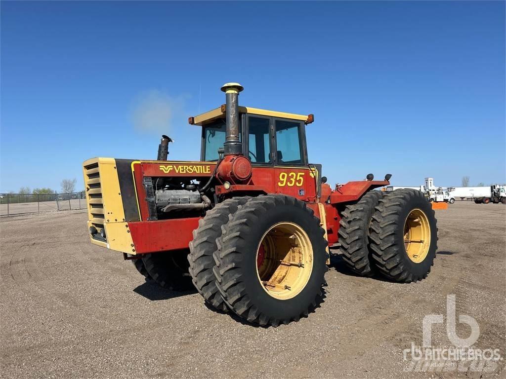 Versatile 935 Traktoren