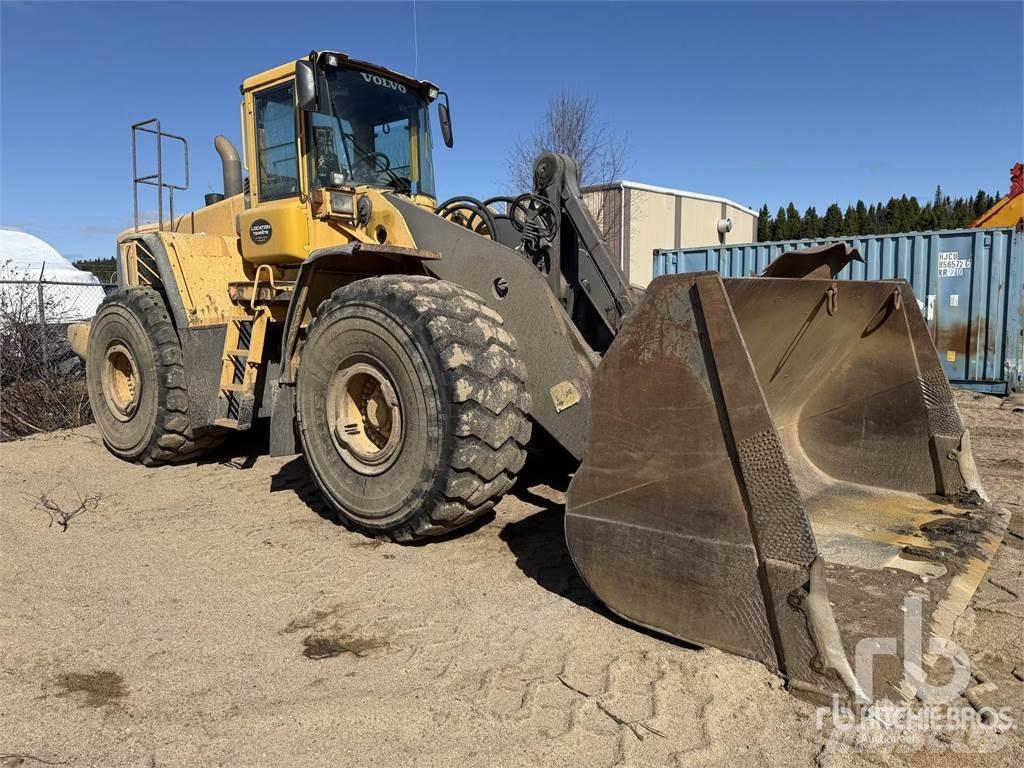 Volvo L220E Radlader