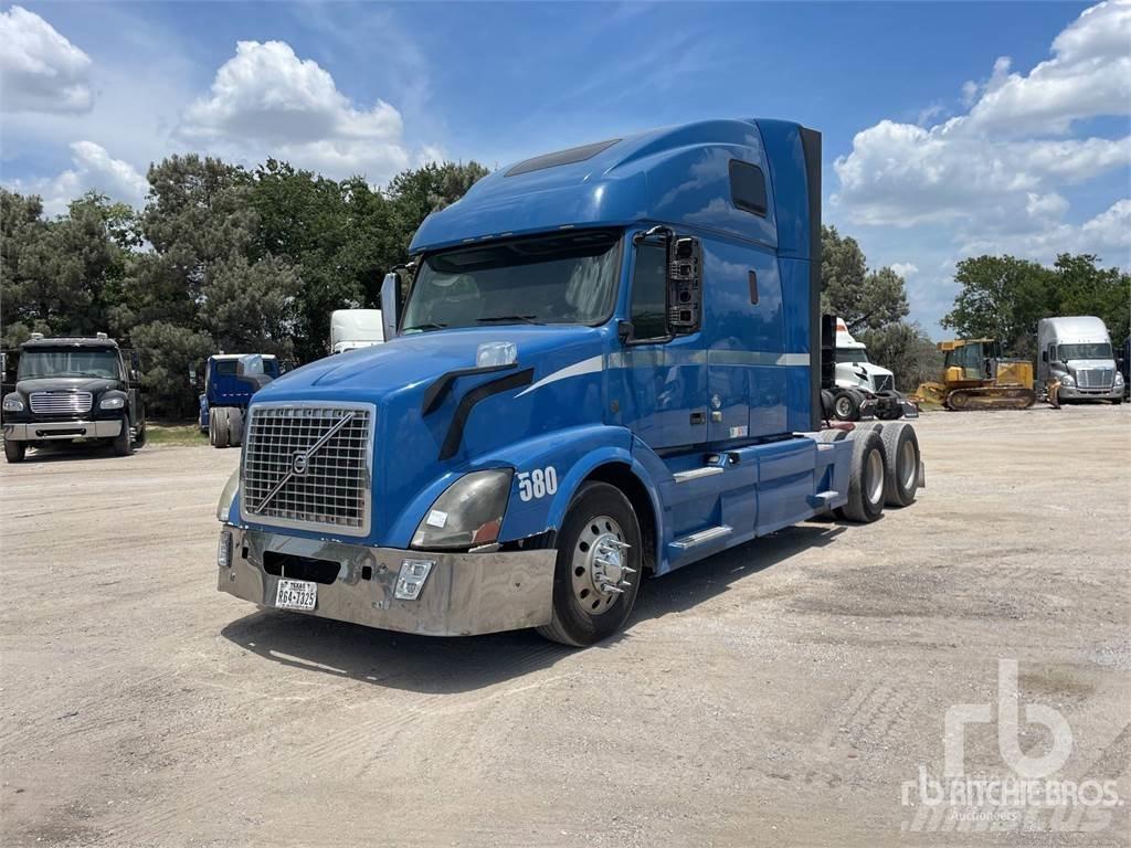 Volvo VNL Sattelzugmaschinen