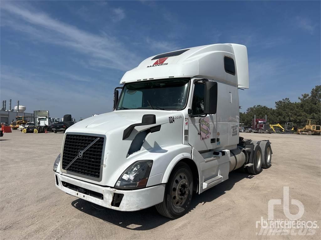 Volvo VNL Sattelzugmaschinen