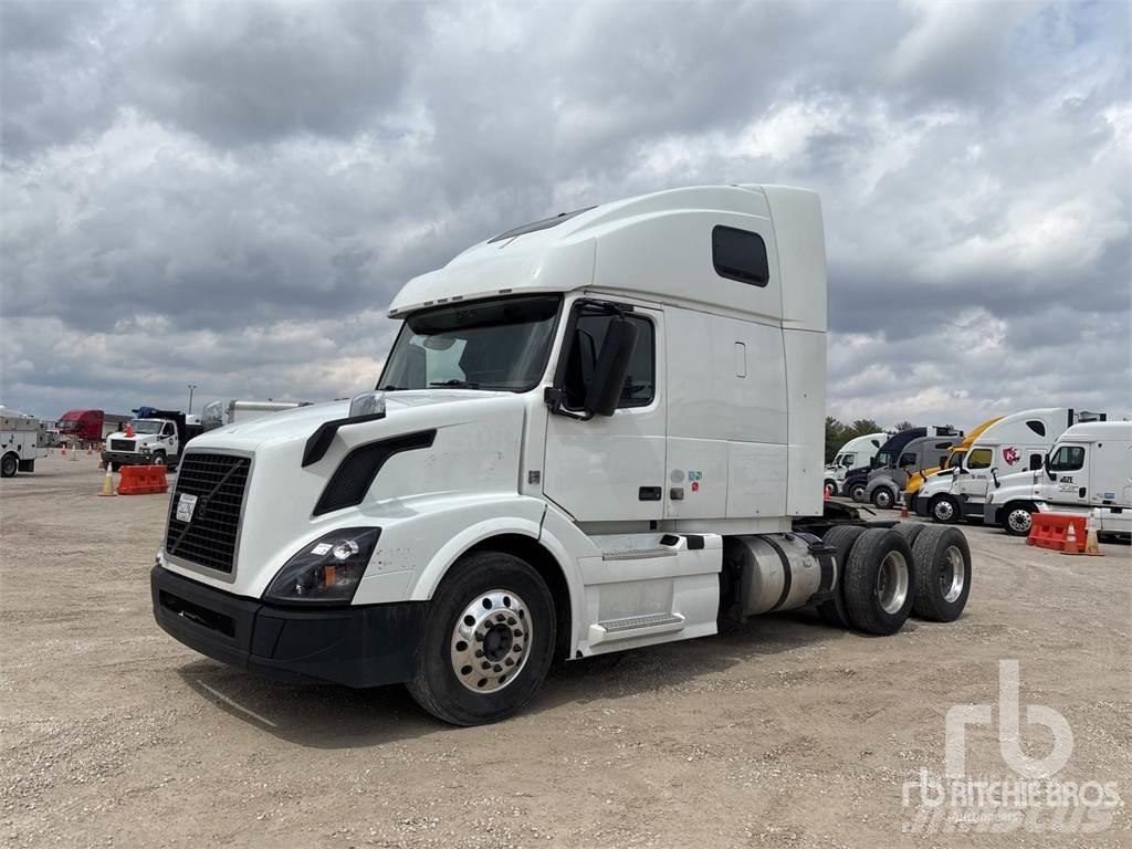 Volvo VNL Sattelzugmaschinen