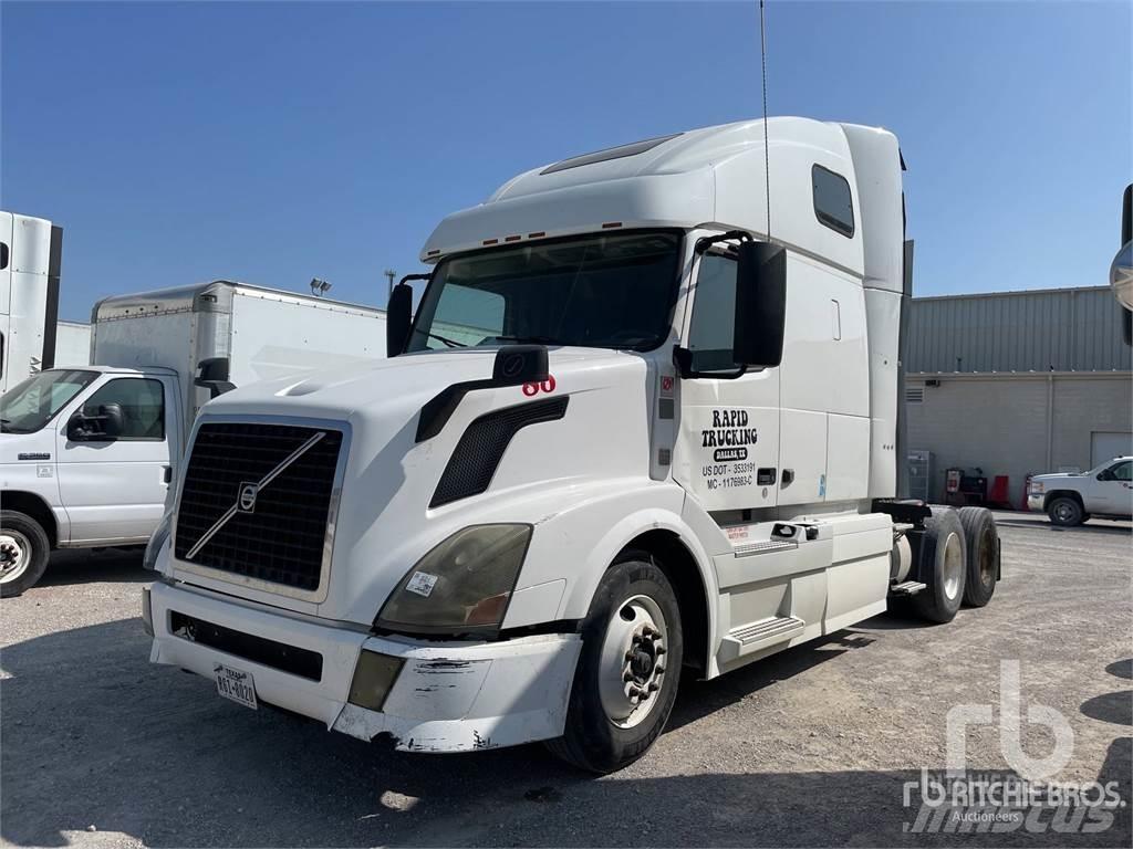 Volvo VNL670 Sattelzugmaschinen