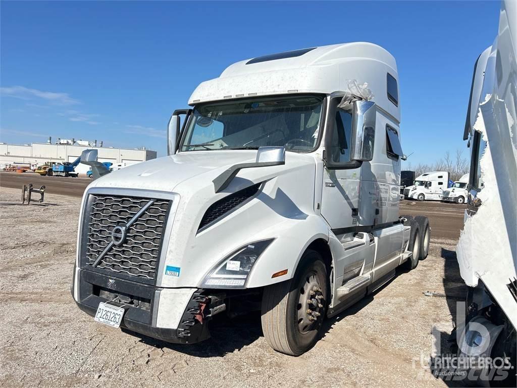 Volvo VNL860 Sattelzugmaschinen