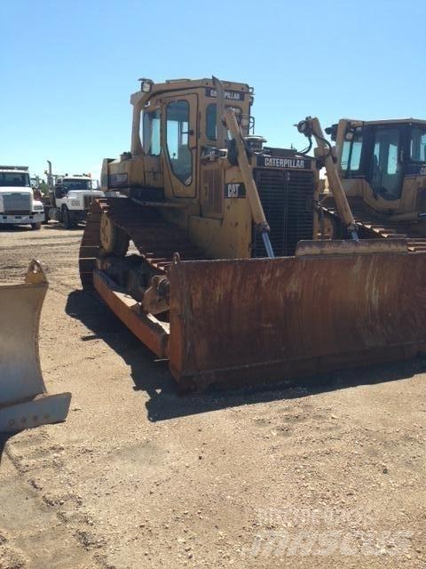 CAT D6H Bulldozer