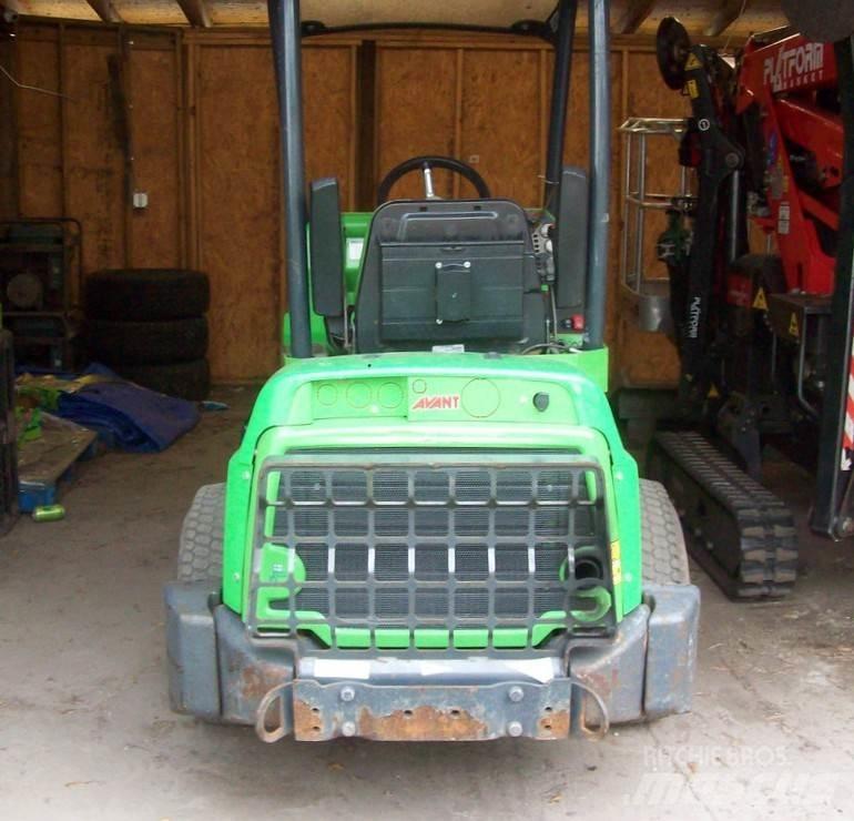 Avant M528 Radlader