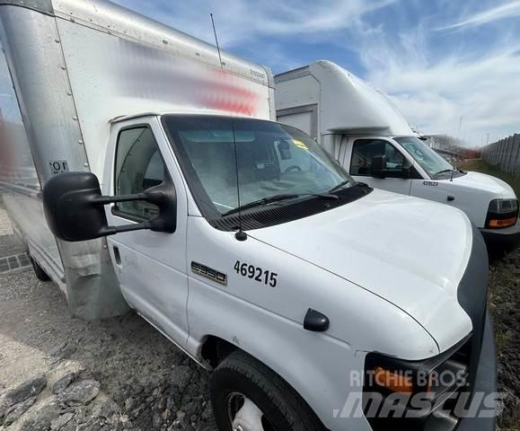 Ford E-350 Kastenaufbau