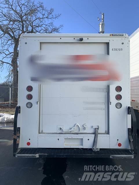 Ford E350 Kastenaufbau