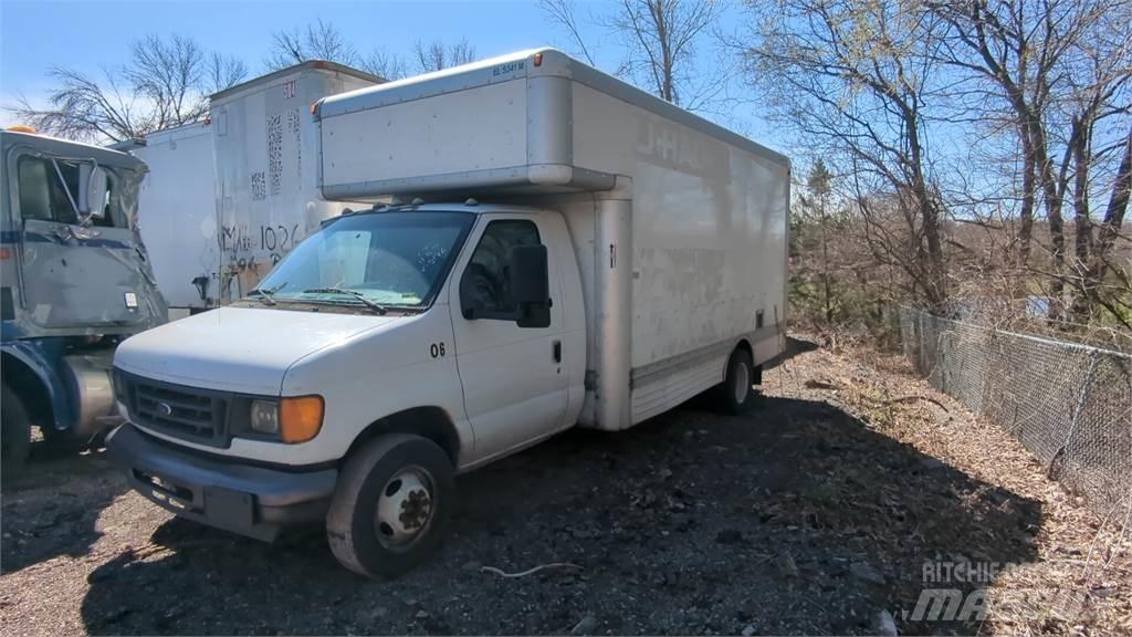 Ford E450 Kastenaufbau