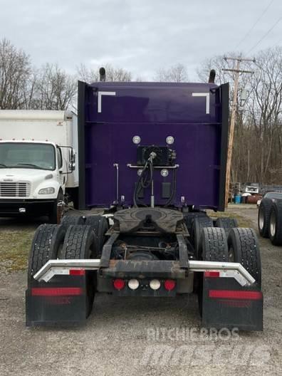 Kenworth T880 Sattelzugmaschinen