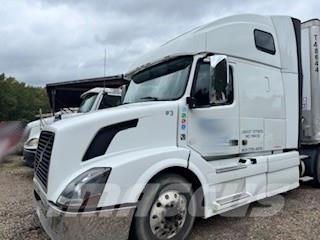 Volvo VNL64T780 Sattelzugmaschinen