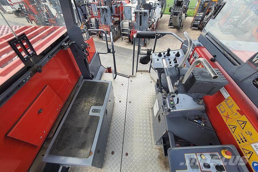Wirtgen W 220 Asphaltfräsen