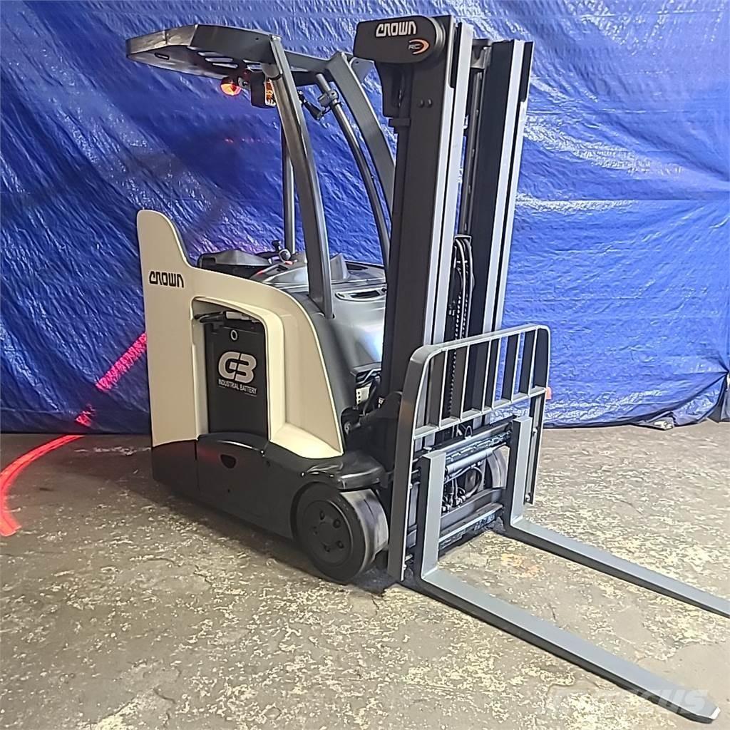 Crown RC5530-30 Elektro Stapler