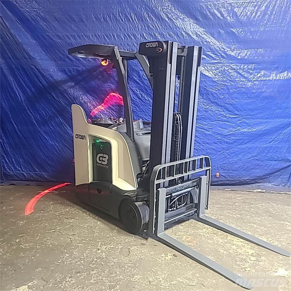 Crown RC5530-30 Elektro Stapler