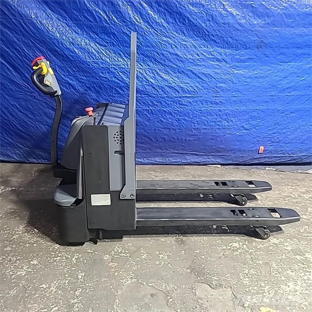 Doosan BW23S-7 Sonstige Baumaschinen
