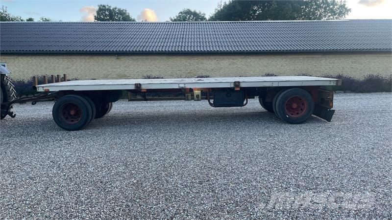  - - - Ballenanhänger