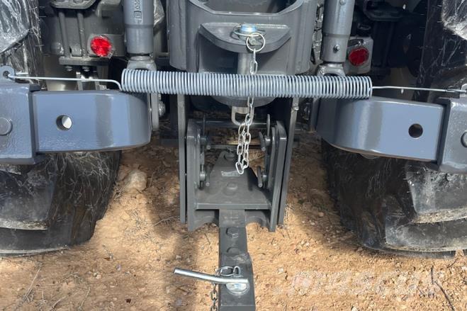 Valtra F105S Traktoren