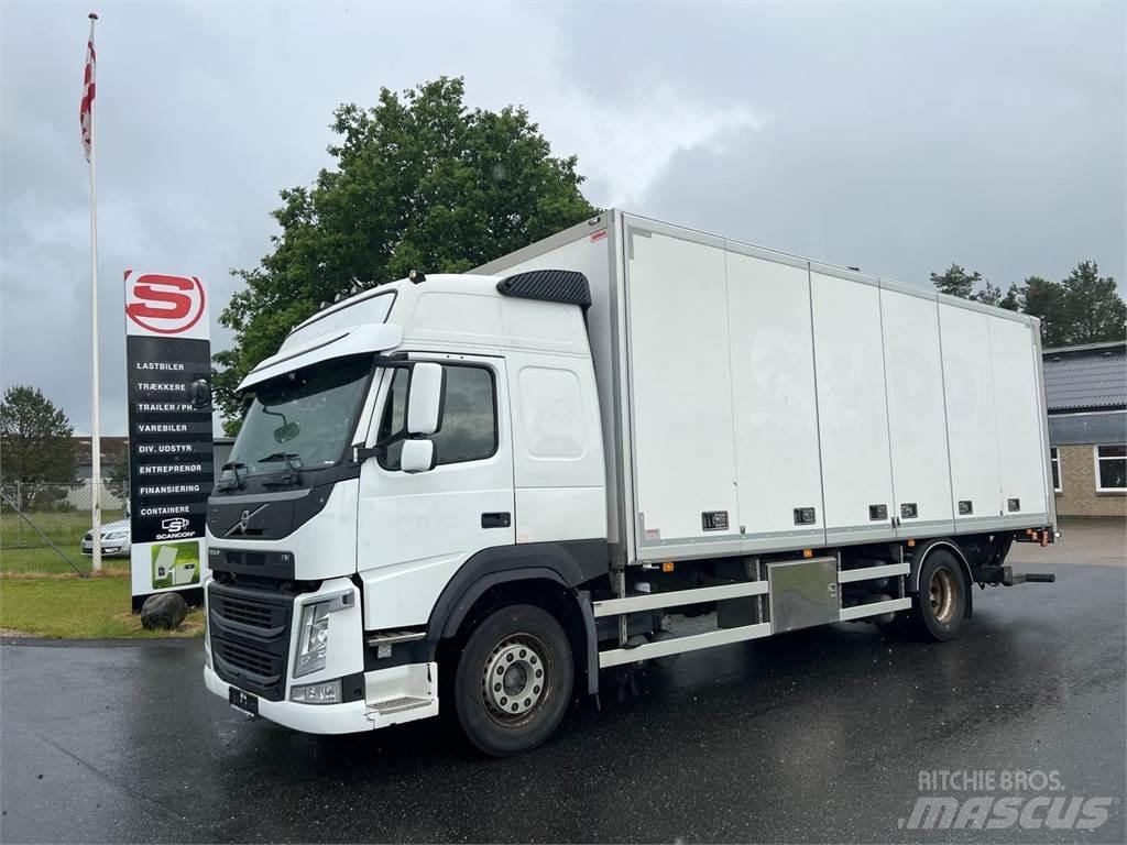 Volvo FM330 Kastenaufbau