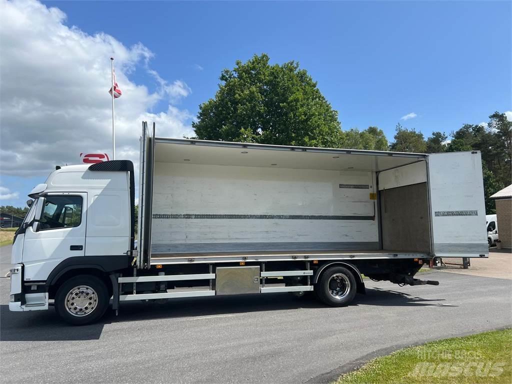 Volvo FM330 Kastenaufbau