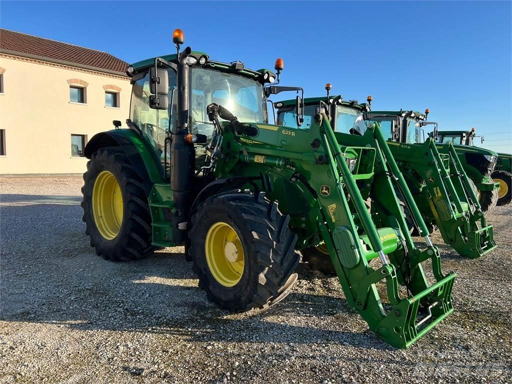 John Deere 6110 R Traktoren