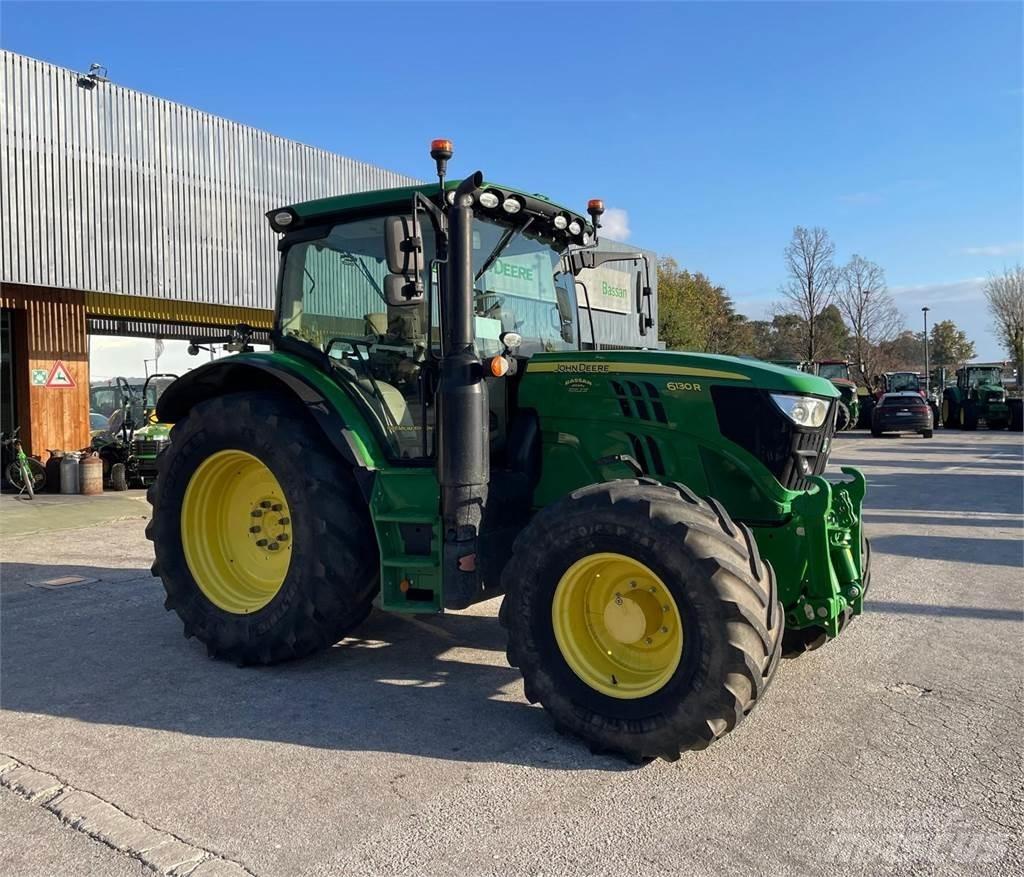 John Deere 6130 R Traktoren