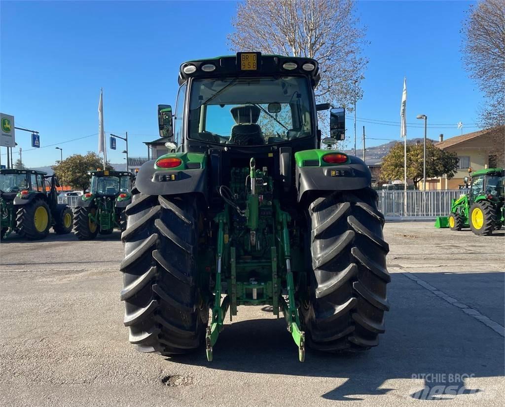 John Deere 6250 R Traktoren