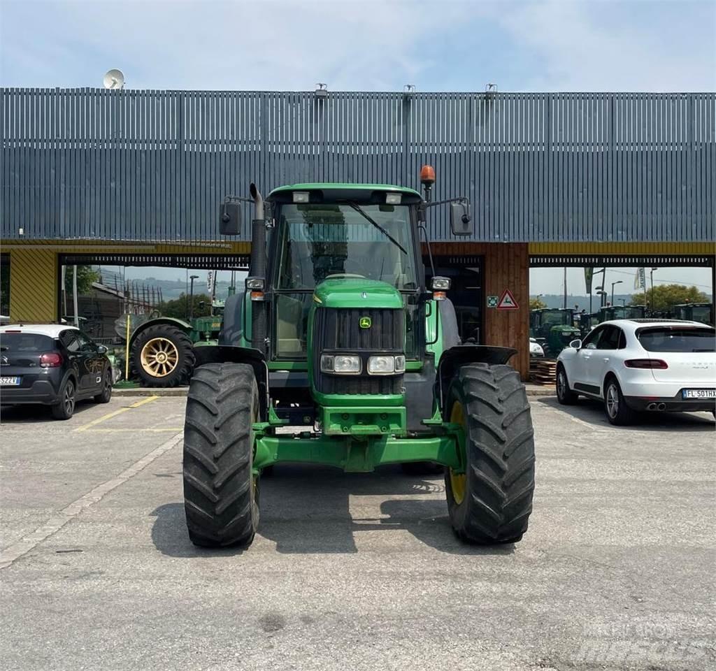 John Deere 6520 SE Traktoren