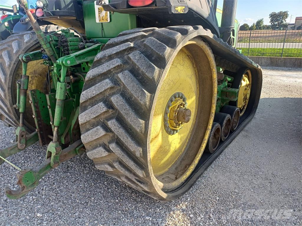 John Deere 8320 RT Traktoren