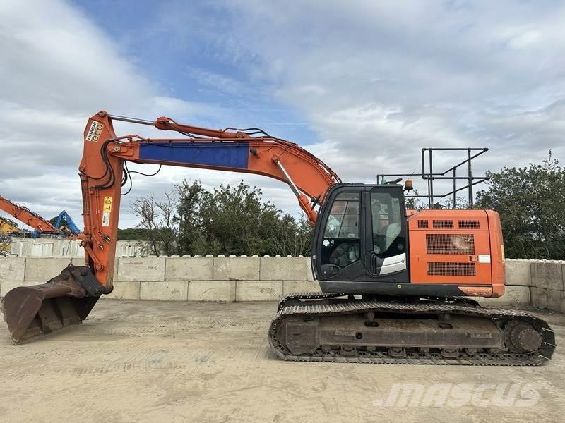 Hitachi ZX225USRLC-6 Raupenbagger